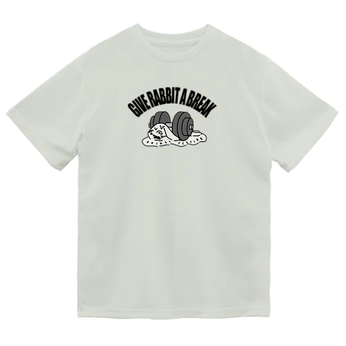 休みをください Dry T-Shirt