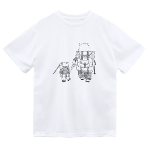 山を歩く熊親子A Dry T-Shirt