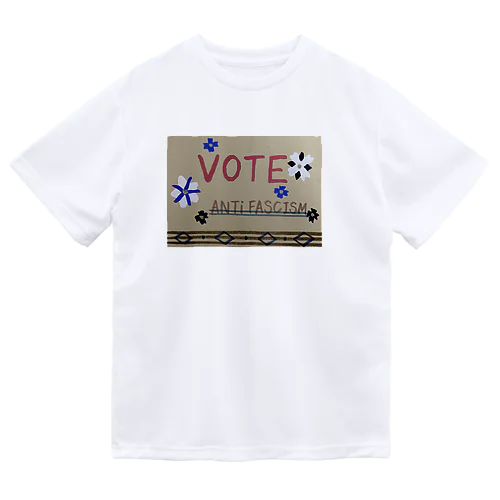 VOTE AntiFA  ドライTシャツ