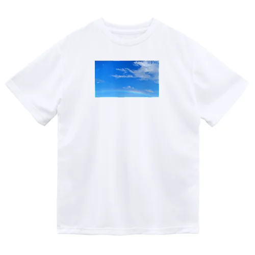 青空と虹 Dry T-Shirt