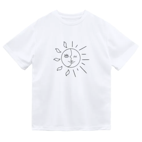 太陽と月 Dry T-Shirt