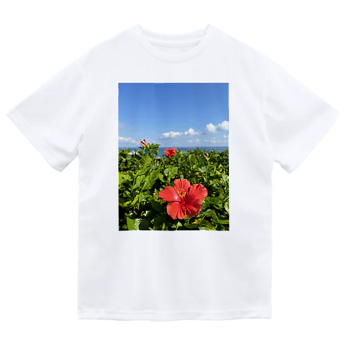 沖縄の海とハイビスカス ドライTシャツ