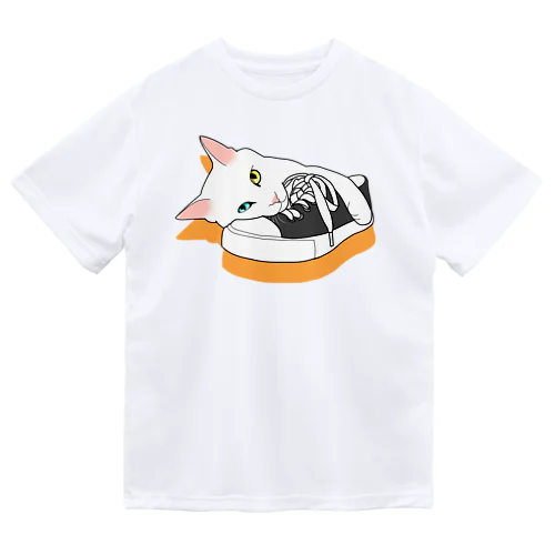 戯れキャット　オッドアイ Dry T-Shirt