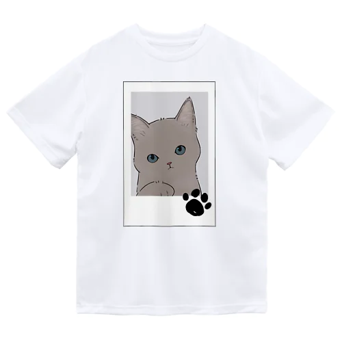 青い瞳の猫さんをチェキ風に描いてみた。 Dry T-Shirt