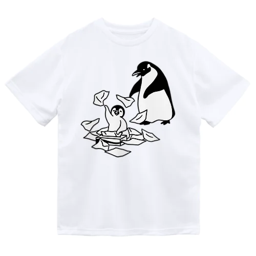 ティッシュを全部出すペンギン Dry T-Shirt