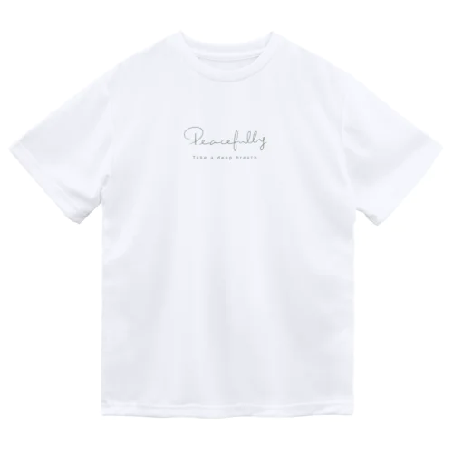 言葉(英語　穏やかに深呼吸　オリーブグリーン)   Dry T-Shirt