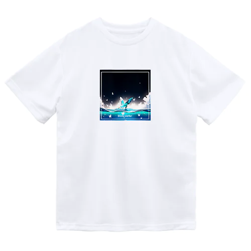 水面の蝶 Dry T-Shirt