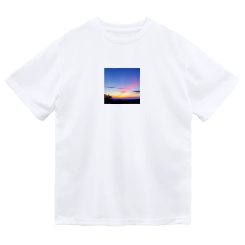 夜明けの空 Dry T-Shirt