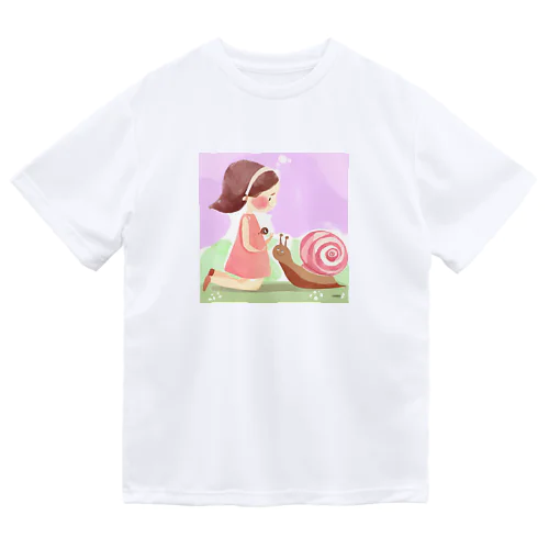 女の子とカタツムリ ドライTシャツ