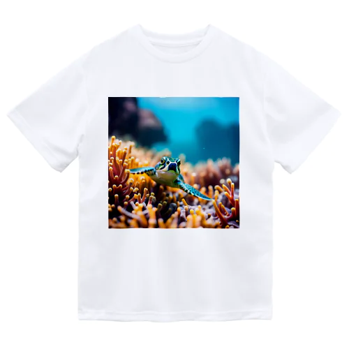 珊瑚と亀 ドライTシャツ