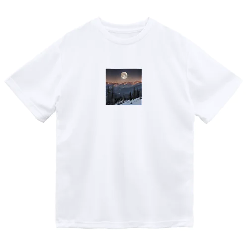 山から昇る月 Dry T-Shirt