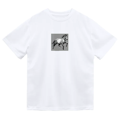 駆ける馬 Dry T-Shirt