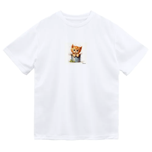 三つ子ネコのアプル Dry T-Shirt