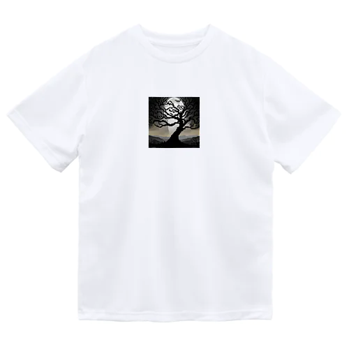 ドット絵の夜の満月と不気味な木のシルエット Dry T-Shirt