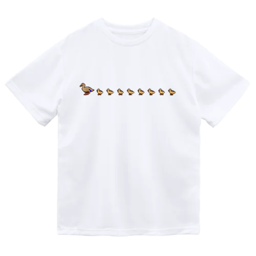 ドット絵カルガモ親子の行列 Dry T-Shirt