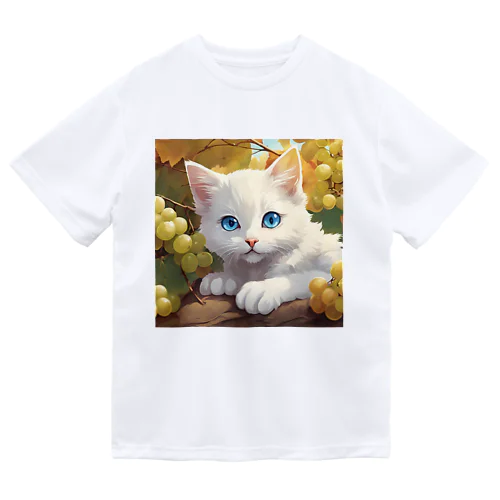 葡萄畑の番猫02 ドライTシャツ