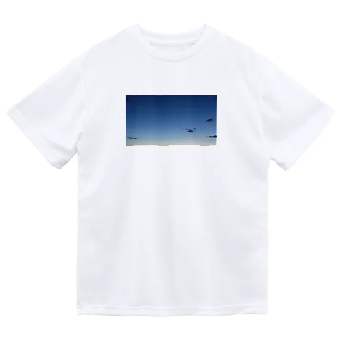 夜が始まる Dry T-Shirt