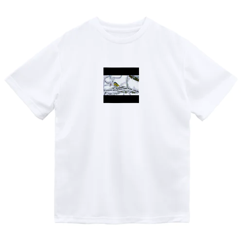 冬の鳥 Dry T-Shirt