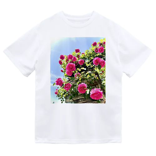 薔薇と青空 ドライTシャツ