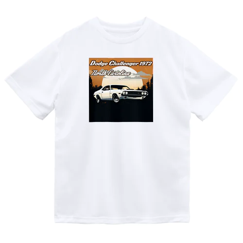 Dodge Challenger 1972 North Carolina モンスターマシーン ドライTシャツ