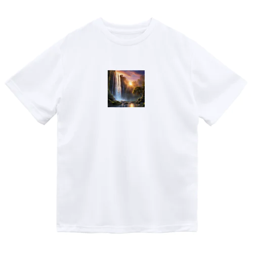 夕日と滝 Dry T-Shirt