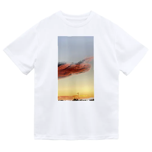 赤い龍雲 Dry T-Shirt