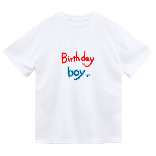 誕生日ボーイ ドライTシャツ