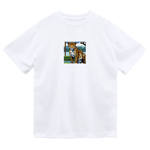 ドット絵のヒョウ Dry T-Shirt