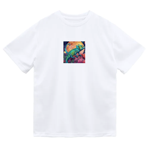 月とカメレオン Dry T-Shirt