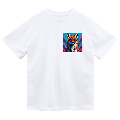 狐とサングラス Dry T-Shirt