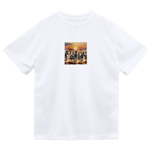 夕焼けを走るシマウマ Dry T-Shirt