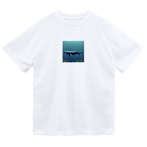 海中を泳ぐクジラのひれ Dry T-Shirt