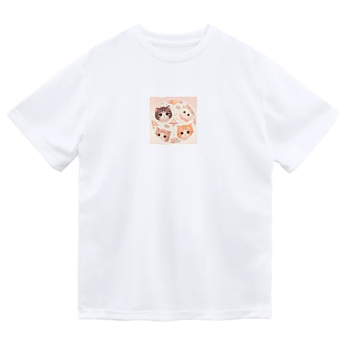 かわいい子猫たちに見つめられて Dry T-Shirt