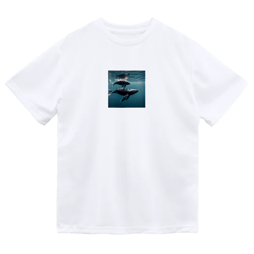 クジラの親子 Dry T-Shirt