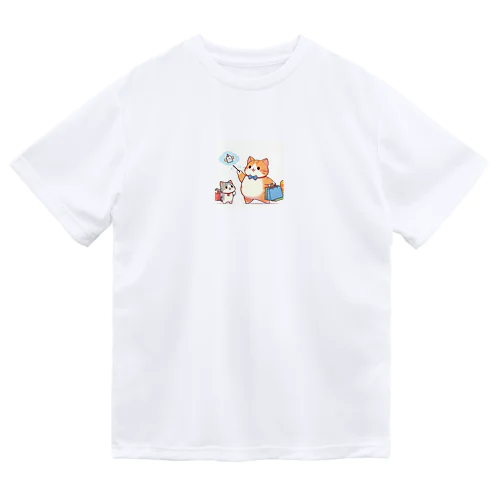 ふわふわで可愛い猫ちゃんがお買い物 ドライTシャツ