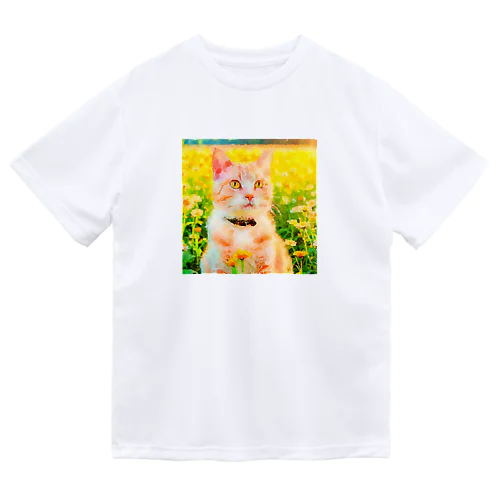 猫の水彩画/花畑のチャシロねこのイラスト/茶白ネコ ドライTシャツ