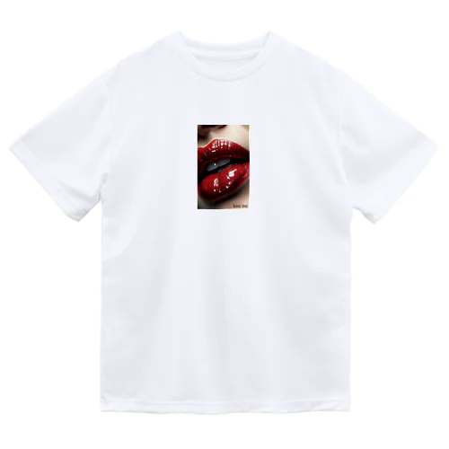 kiss me Dry T-Shirt