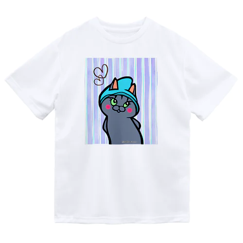 青い帽子の猫 Dry T-Shirt