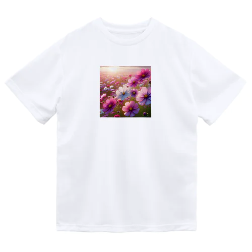 美しいコスモス💞 Dry T-Shirt