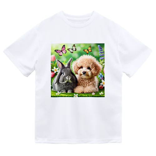 うさぎのネザーランドドワーフと犬のトイプードル ドライTシャツ