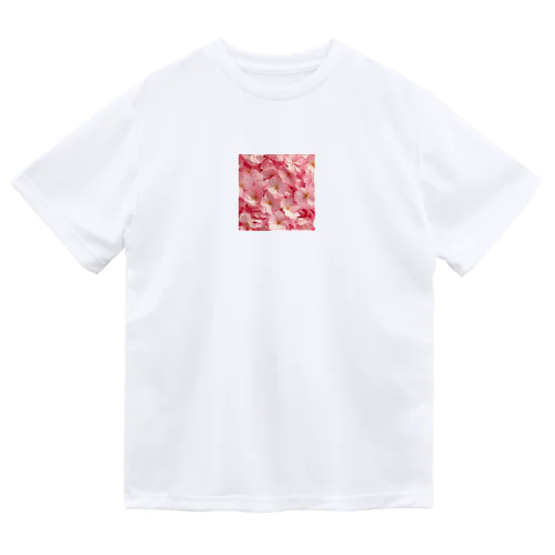 ピンクの花　鮮やか Dry T-Shirt