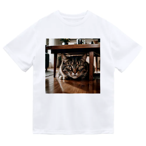 隠れる猫 Dry T-Shirt