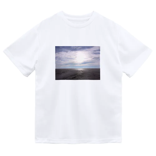 トルコ、塩の湖 Dry T-Shirt