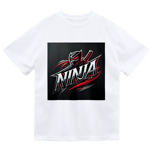 鋭さと力強さを象徴するNinjaロゴ ドライTシャツ