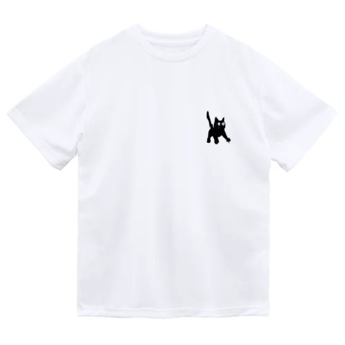 びっくり黒猫 Dry T-Shirt