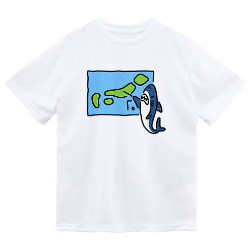 天気を予想するサメ Dry T-Shirt