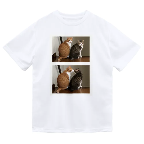 仲良し兄弟猫グッズ ドライTシャツ