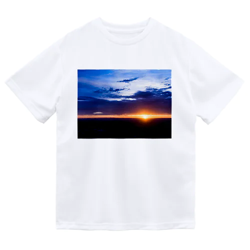 夕焼け5 Dry T-Shirt