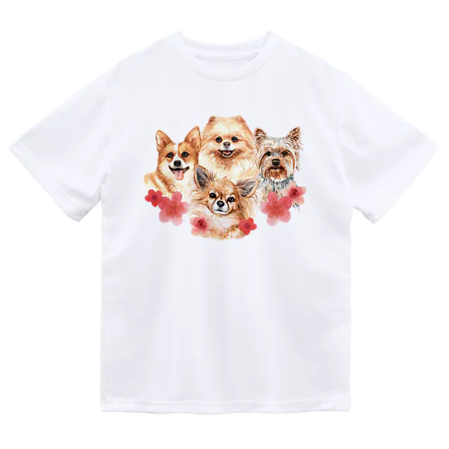 お花の似合う小さい犬たち。 ドライTシャツ