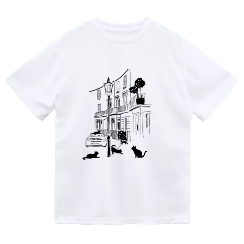 猫の街 ドライTシャツ